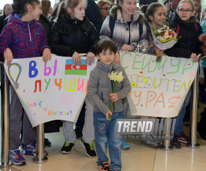 Церемония встречи азербайджанских гимнастов, завоевавших медали на ЧМ в Китае.  Азербайджан, Баку, 31 март, 2016